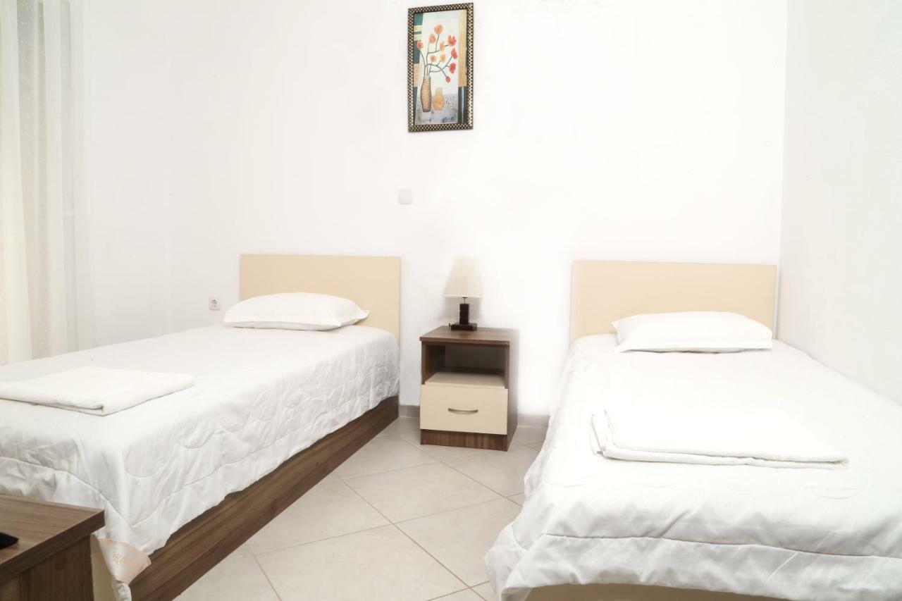 Apartment Sinanis Family *
